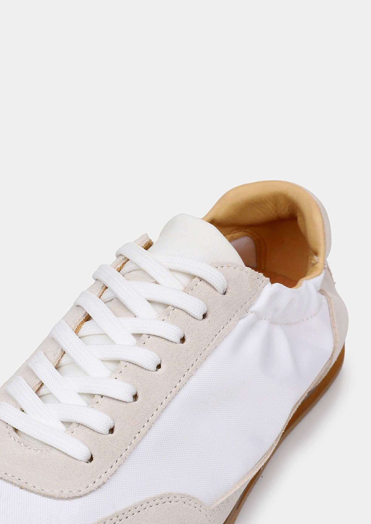 Monaco Ivory Hybrid Retro Runner | Roccella