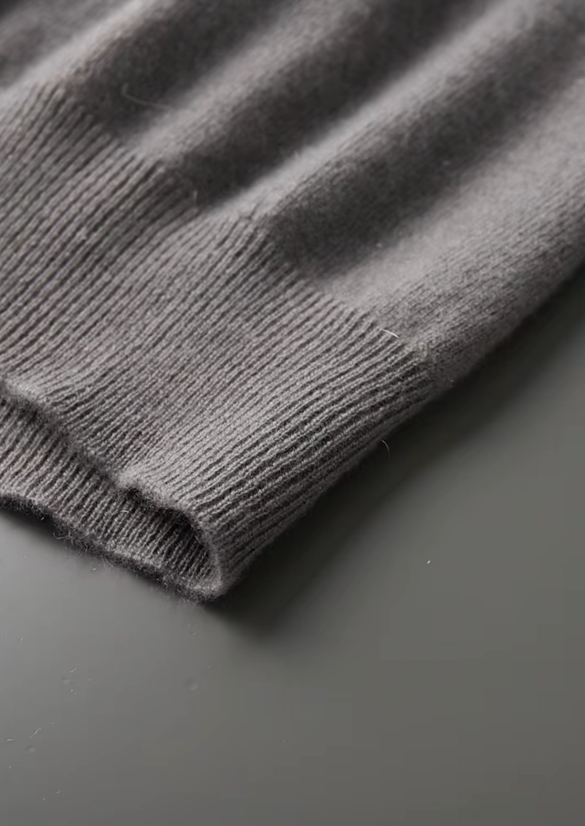 Premium Cashmere Mock Neck T-Shirt | Roccella
