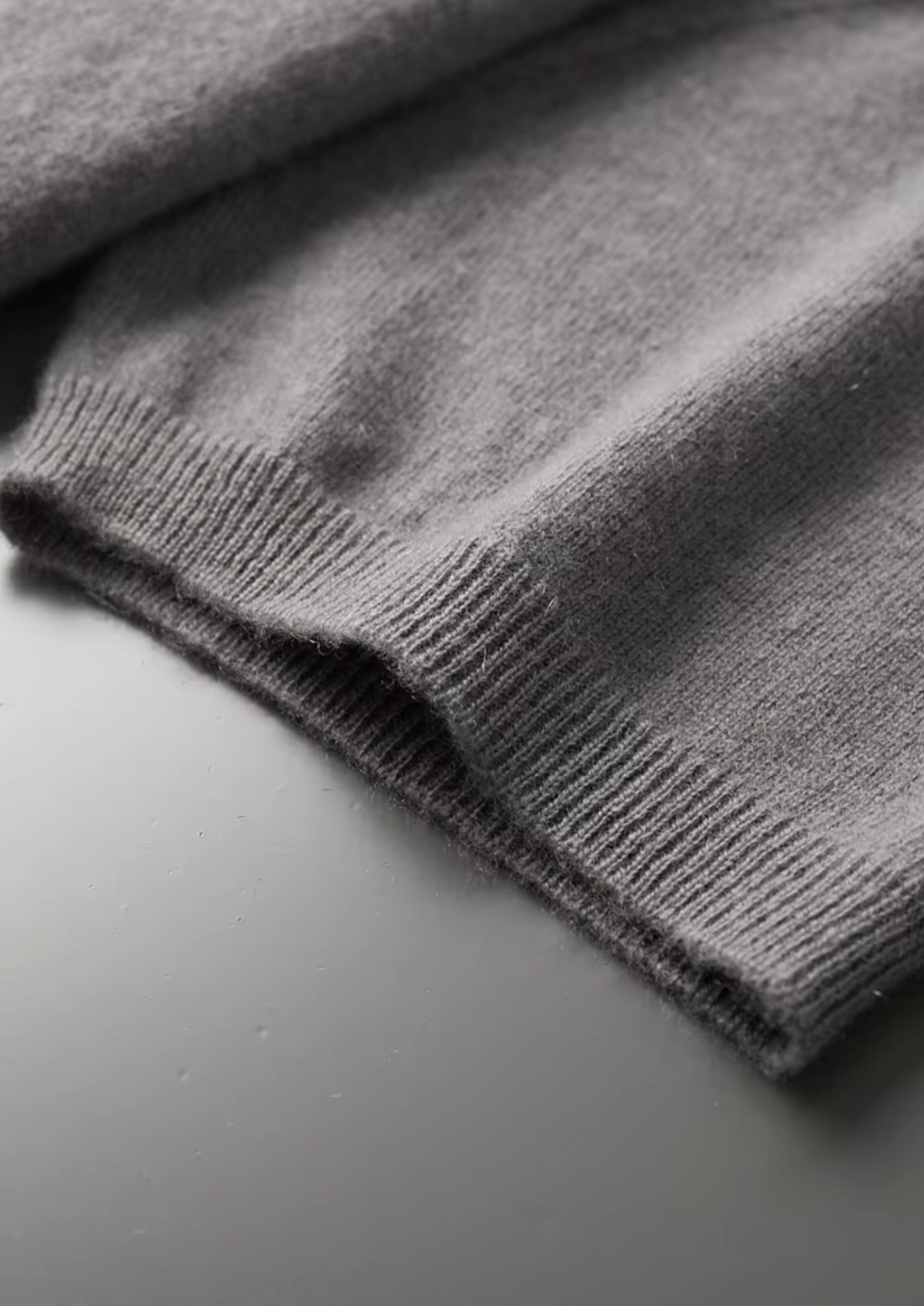 Premium Cashmere Mock Neck T-Shirt | Roccella