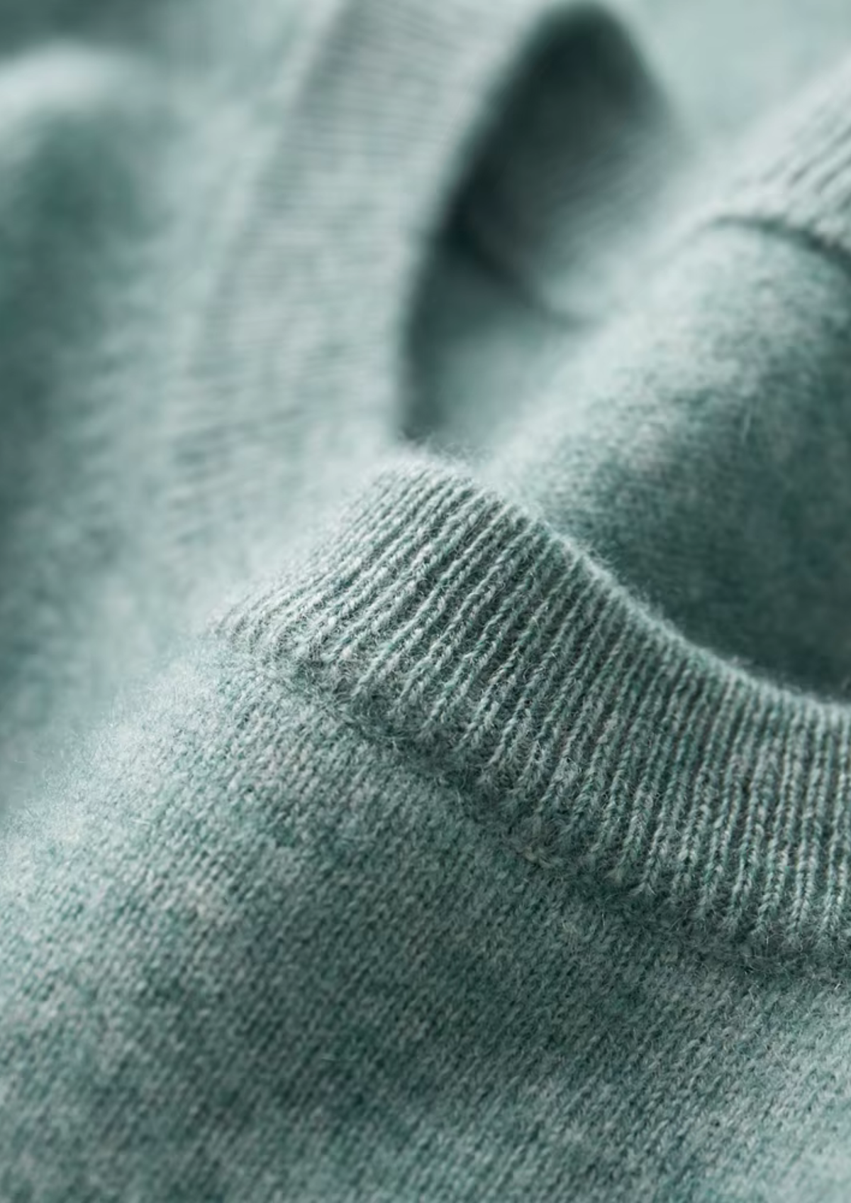 Premium Cashmere Classic Crewneck T-Shirt - Verdant Slate | Roccella