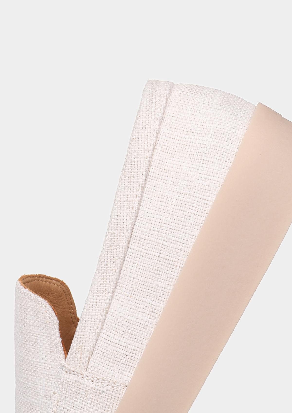 White Linen City Loafers | Roccella