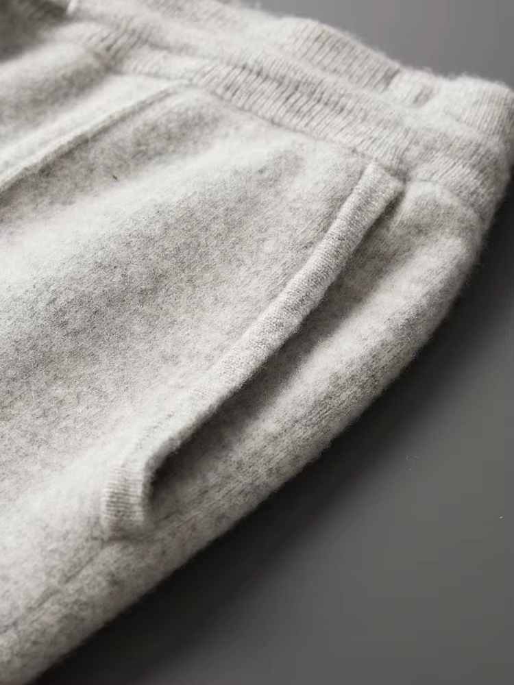 Pure Extra-Fine Merino Wool Leisure Trousers | Roccella
