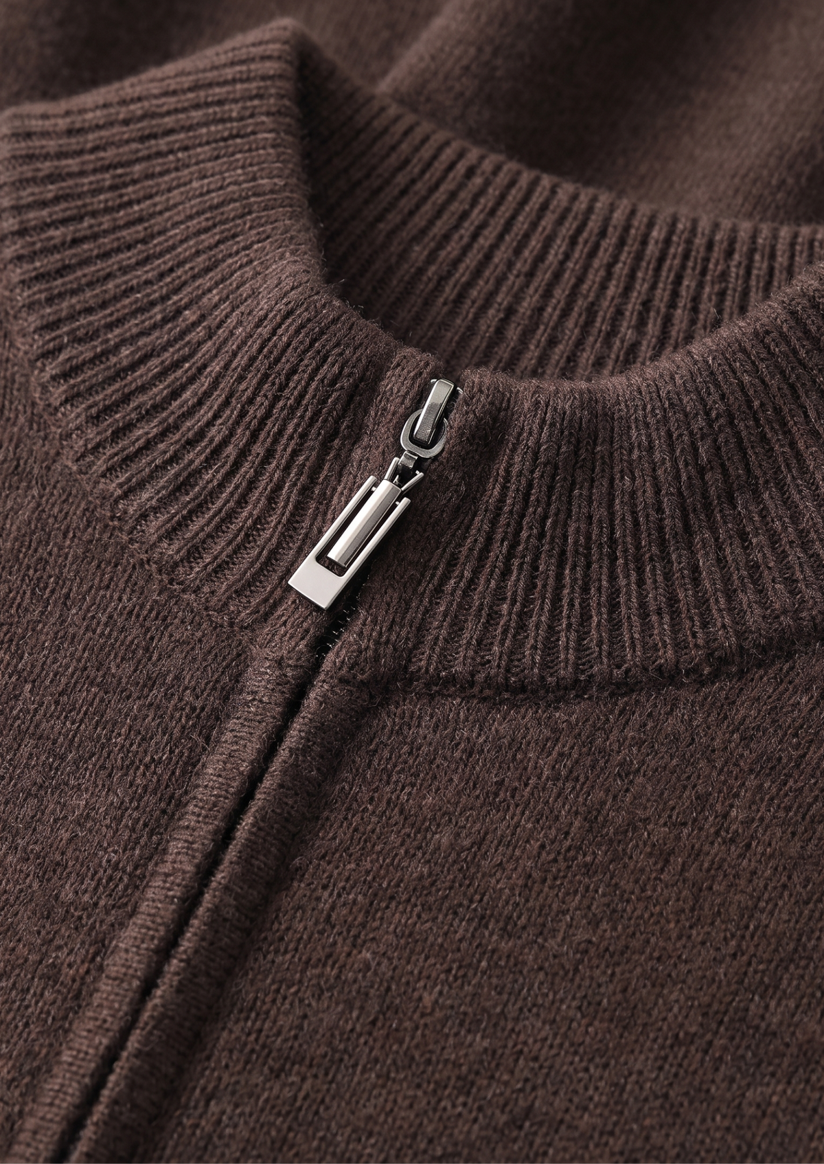 Pure Extra-Fine Merino Wool Dark Brown Luzzo Set | Roccella