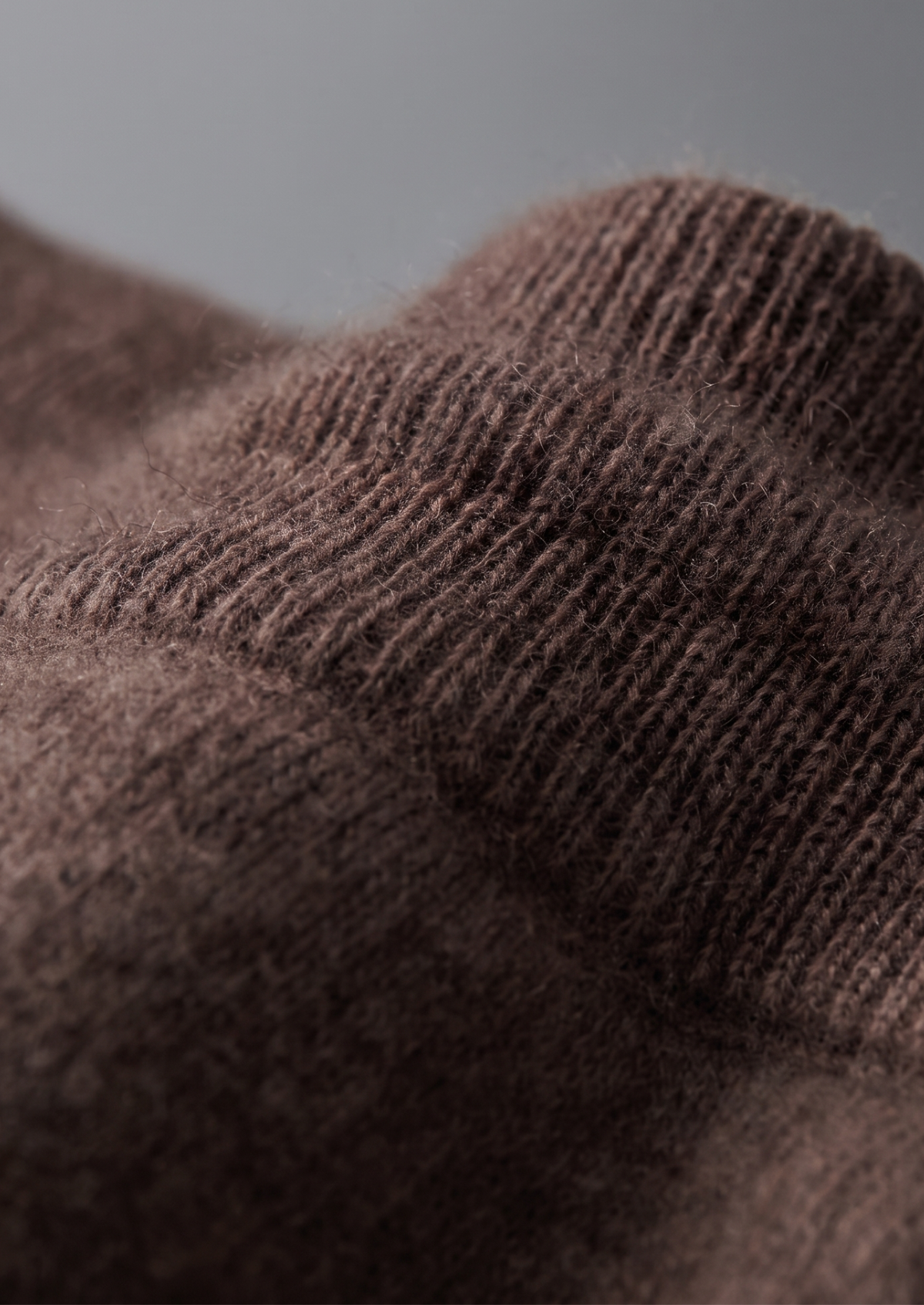 Pure Extra-Fine Merino Wool Dark Brown Luzzo Set | Roccella
