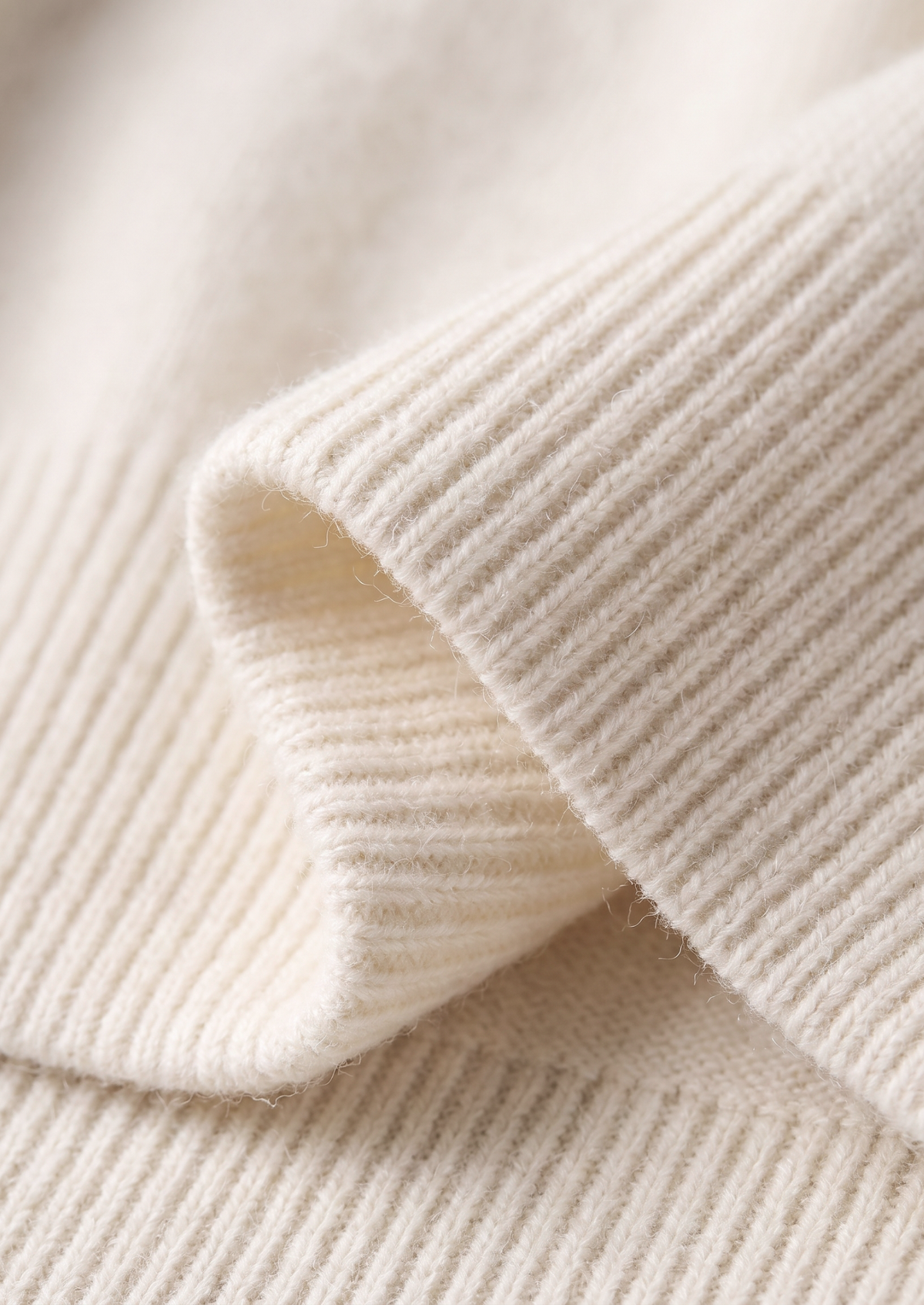 Pure Extra-Fine Merino Wool Cream White Luzzo Set | Roccella